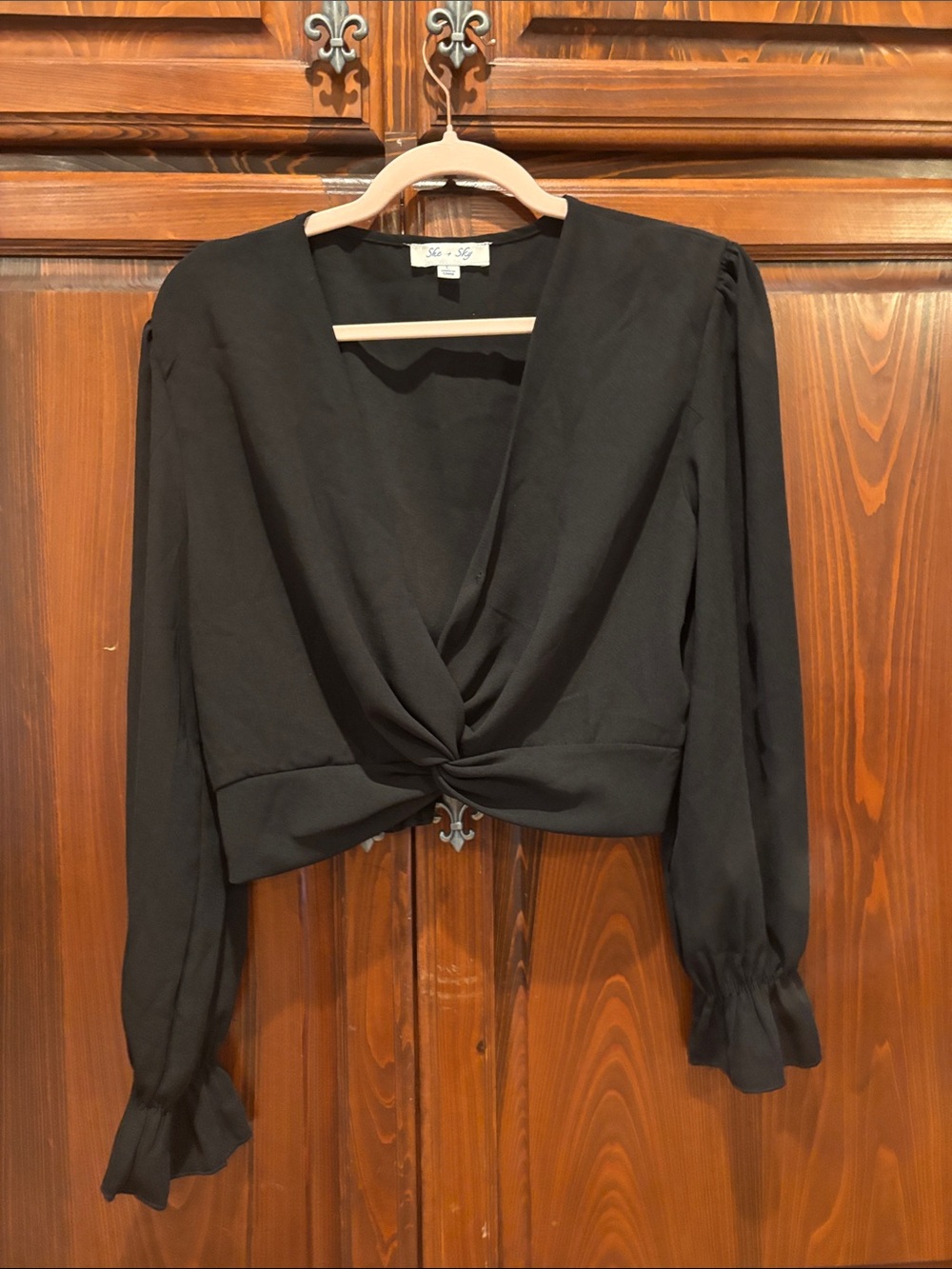 She + Sky Black Twist-Front Long Sleeve Blouse